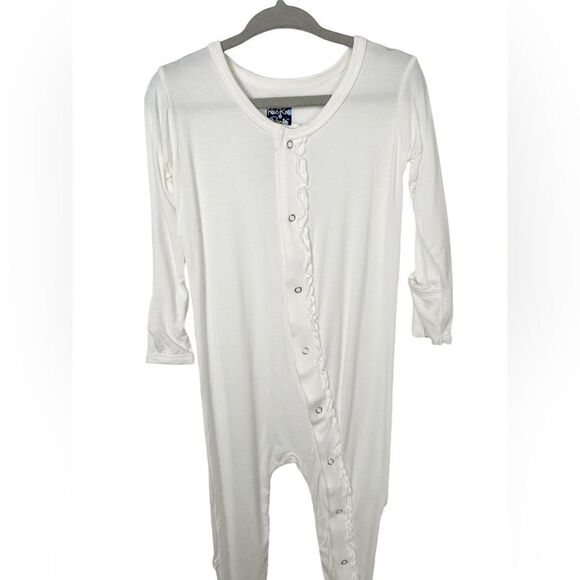 Kickee Pants Toddler Bamboo Basic Ruffle Snap Button Footie PJ Sleeper Onesie - Picture 4 of 9